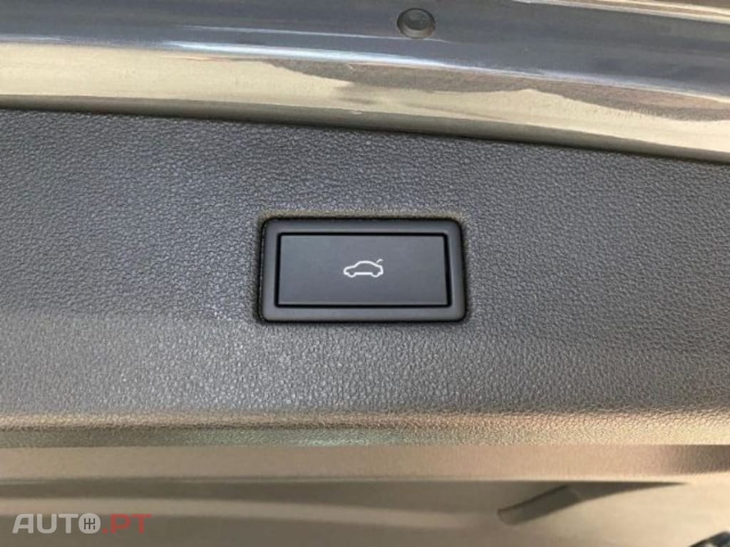 Seat Tarraco I.V.A DEDUTIVEL Xperience 1.4 e-HYBRID
