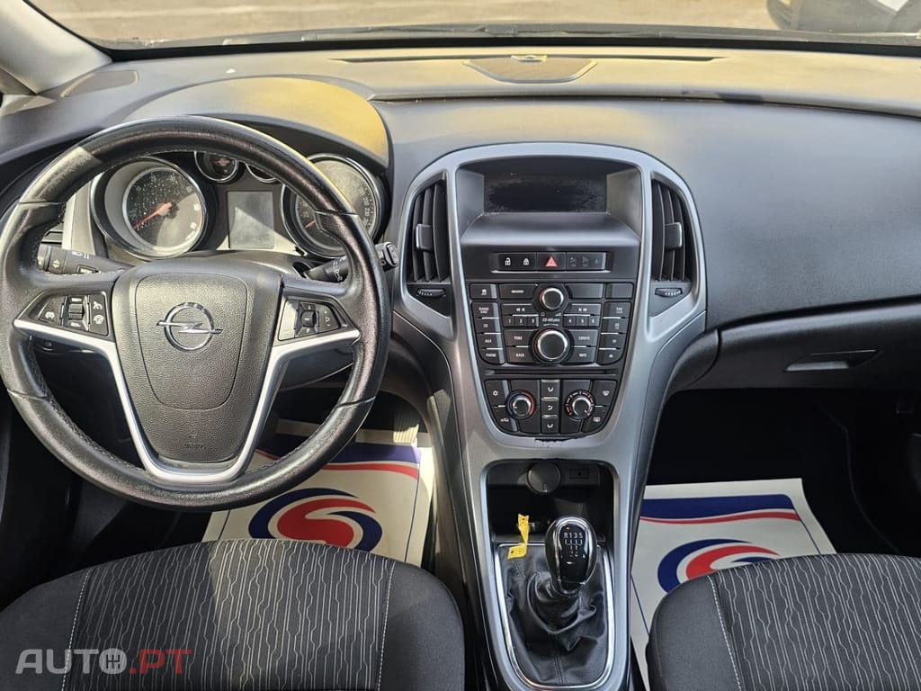 Opel Astra 1.3 CDTi Selection S/S