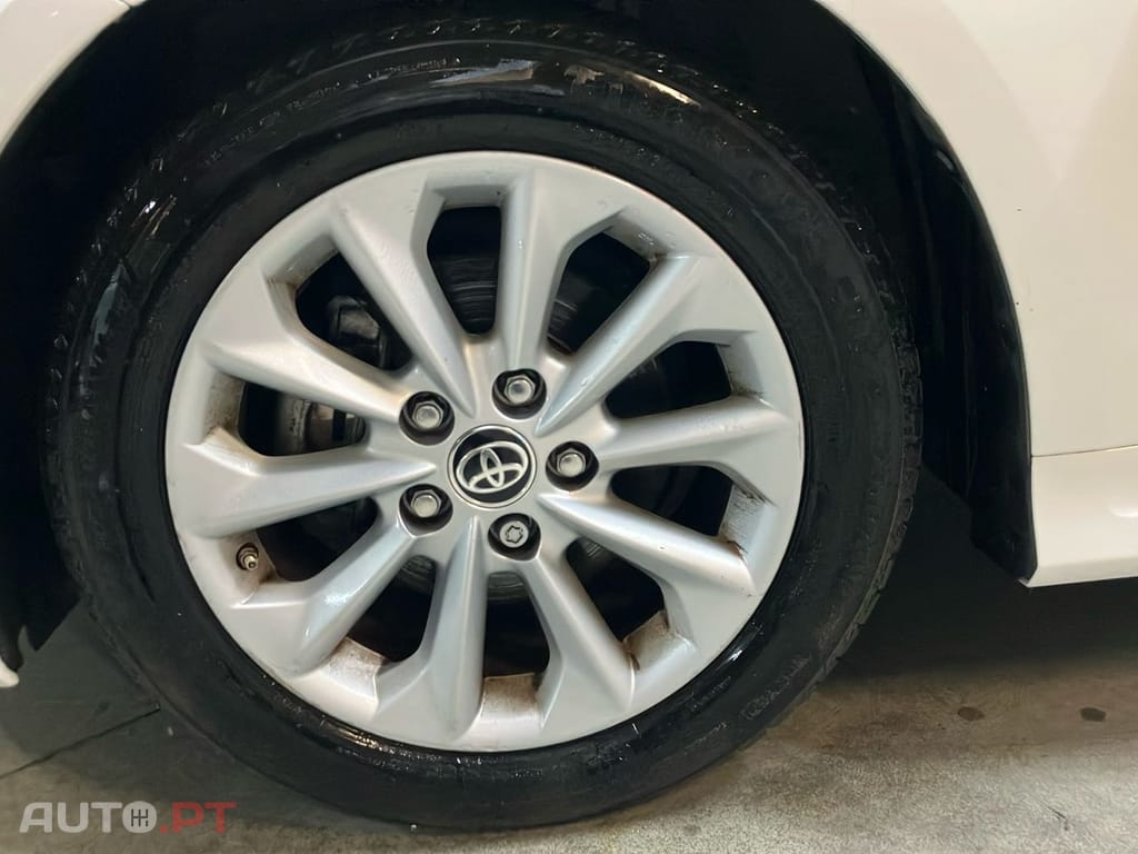 Toyota Corolla 1.5 VVT COMFORT