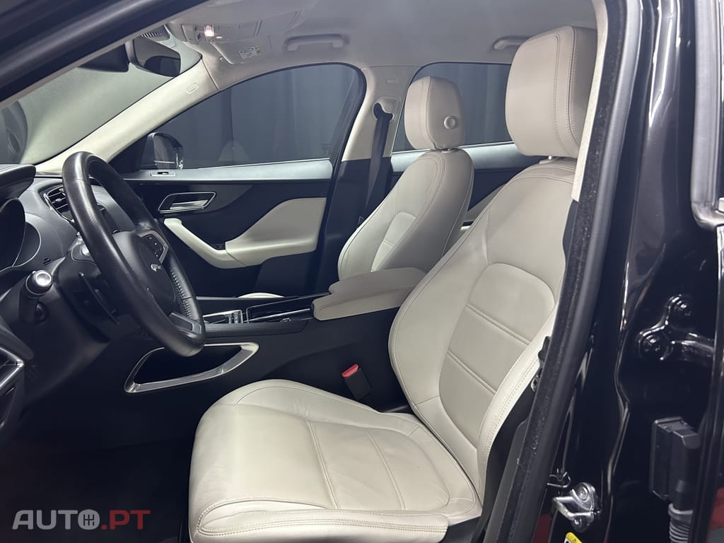 Jaguar F-Pace 2.0 i4D Portfolio Aut.