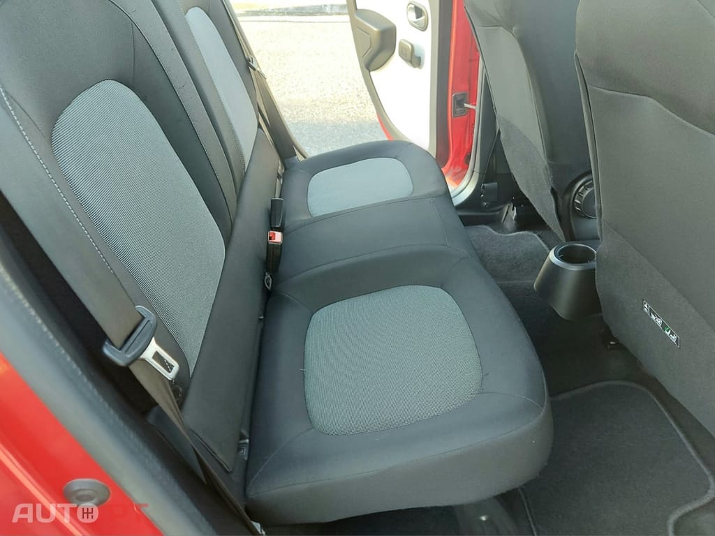 Renault Twingo 1.0 SCE INTENS