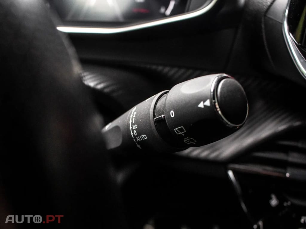 Peugeot 2008 1.5 BlueHDi GT Line EAT8