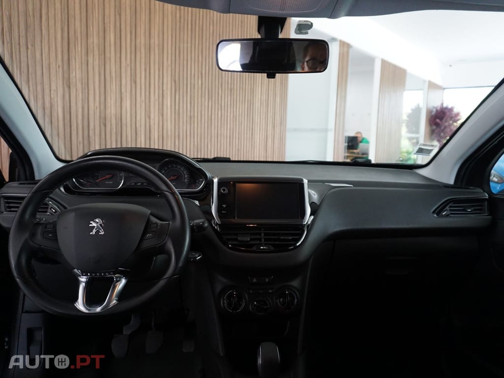 Peugeot 208 1.2 PureTech Style