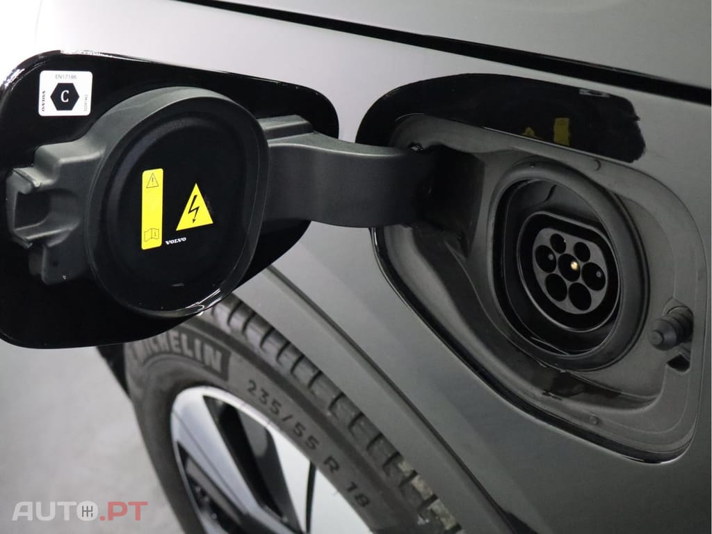 Volvo XC40 1.5 T4 PHEV Core