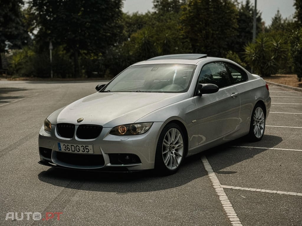 BMW 320 d Auto