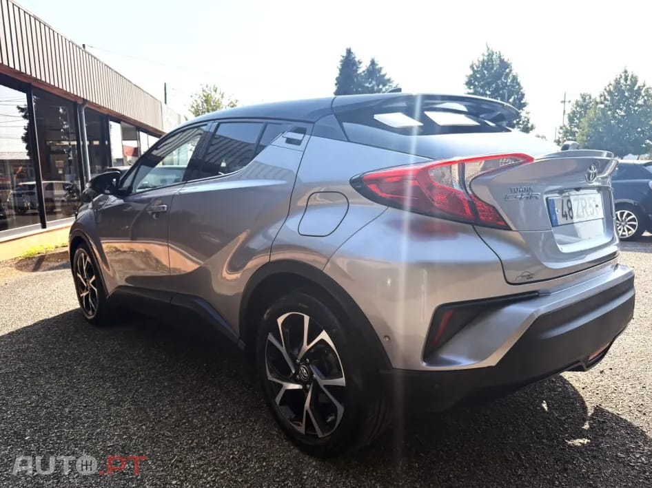 Toyota C-HR 1.8 Hybrid Exclusive