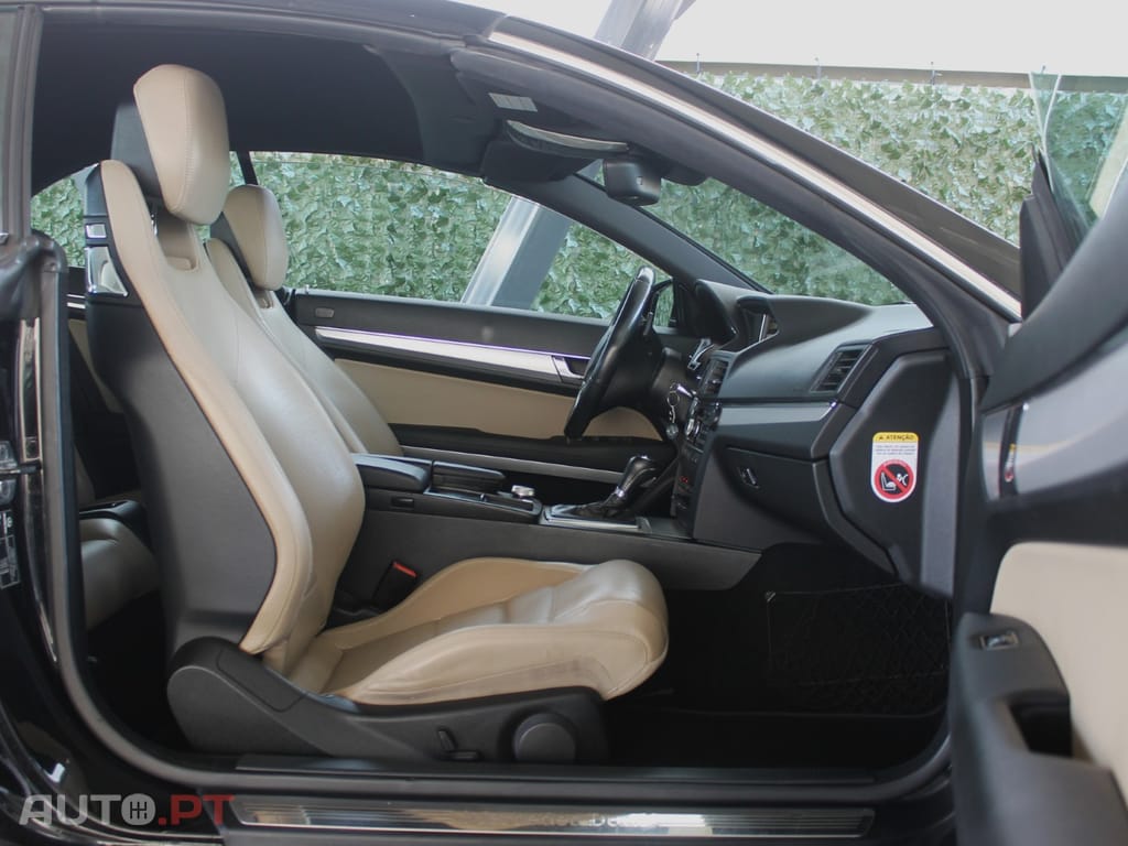 Mercedes-Benz E 250 CGi Avantgarde BlueEfficiency Auto