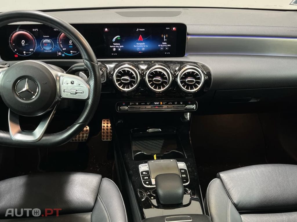 Mercedes-Benz A 250 e AMG Line