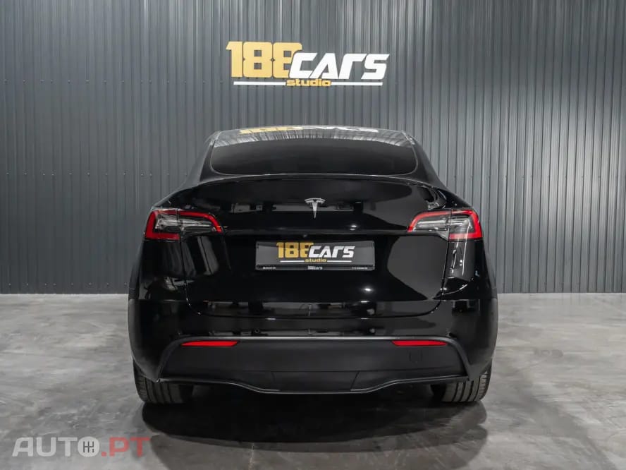 Tesla Model Y Long Range Dual Motor AWD