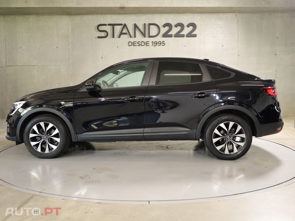 Renault Arkana 1.6 E-Tech Business