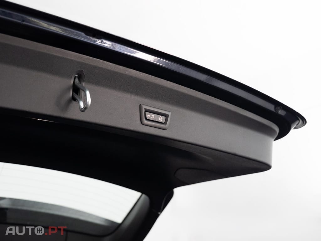 BMW iX3 M Sport Impressive