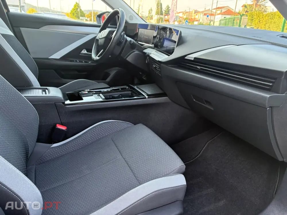 Opel Astra 1.5 D Edition Aut.