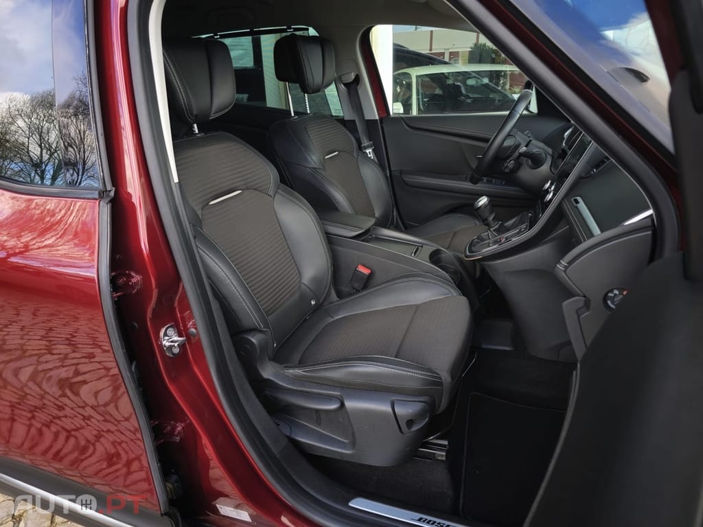 Renault Grand Scénic 1.5 dCi Bose Edition 7L