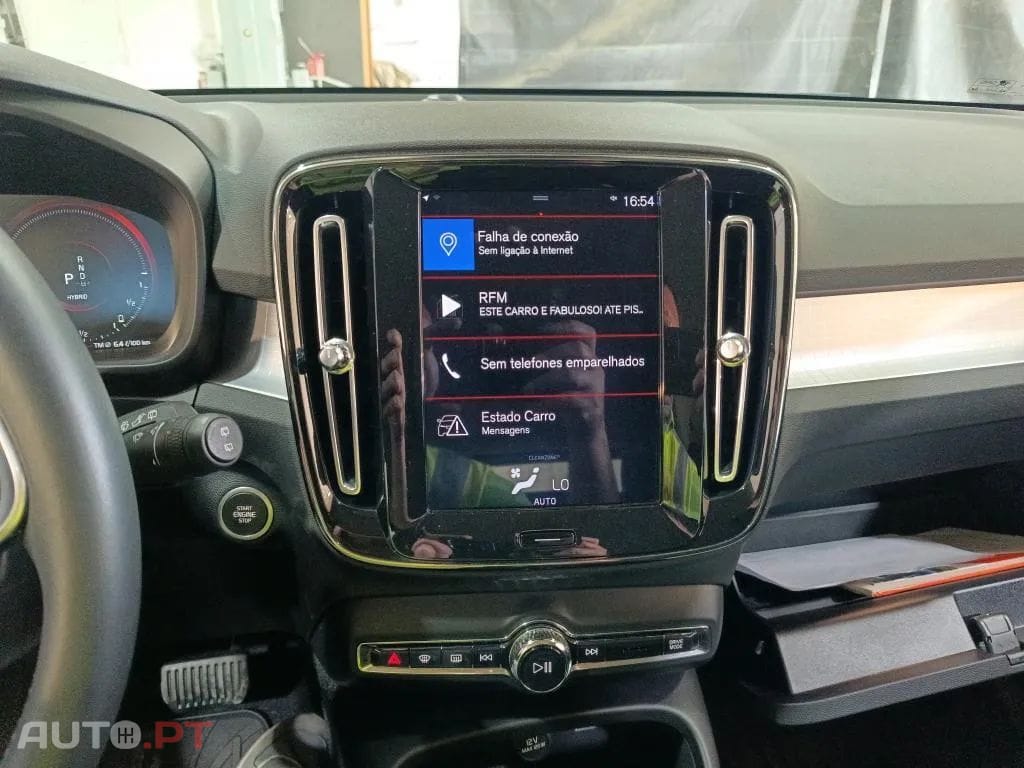 Volvo XC40 1.5 T5 PHEV Momentum
