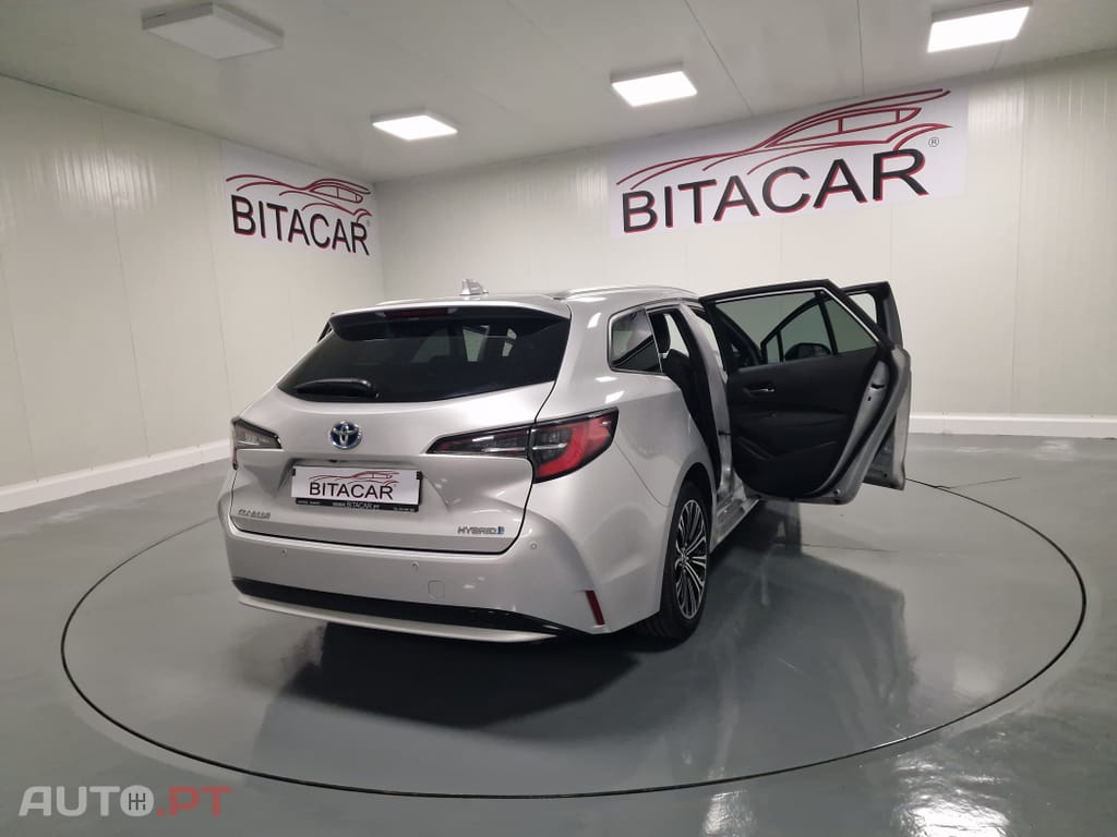 Toyota Corolla Touring Sports 1.8 Hybrid Comfort+P.Sport