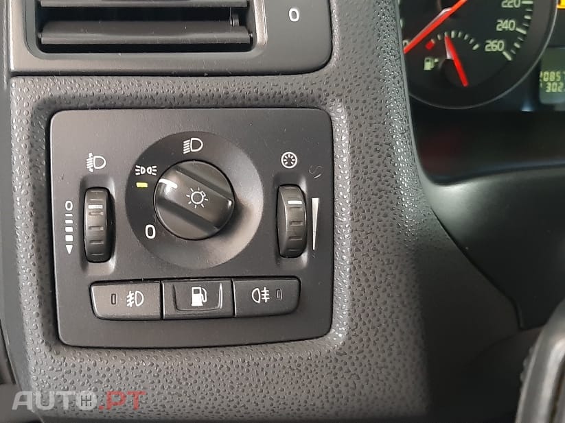 Volvo V50 Momentum 1.6D 110 CV