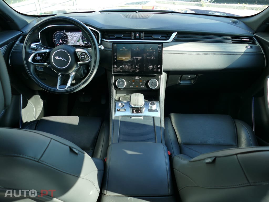 Jaguar F-Pace 2.0 P400e AWD
