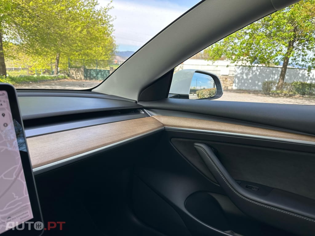 Tesla Model 3 Long Range Tração Integral
