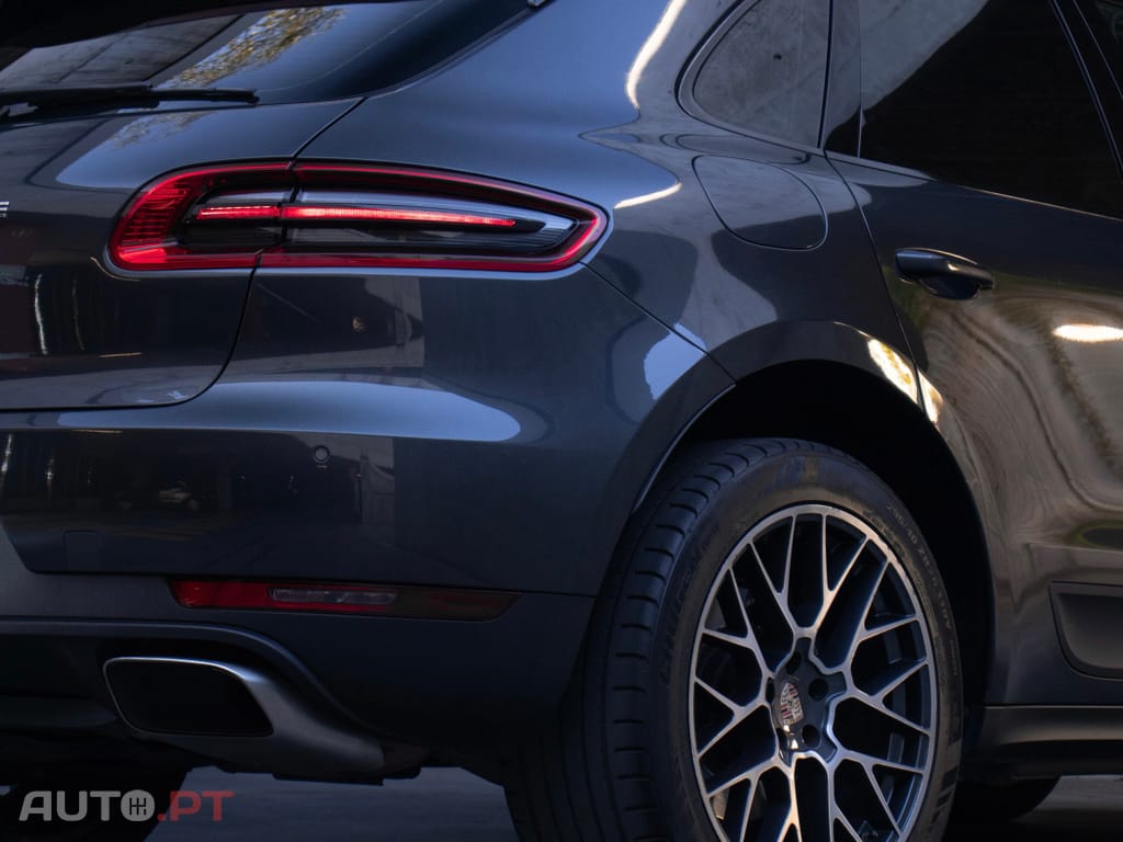 Porsche Macan PDK