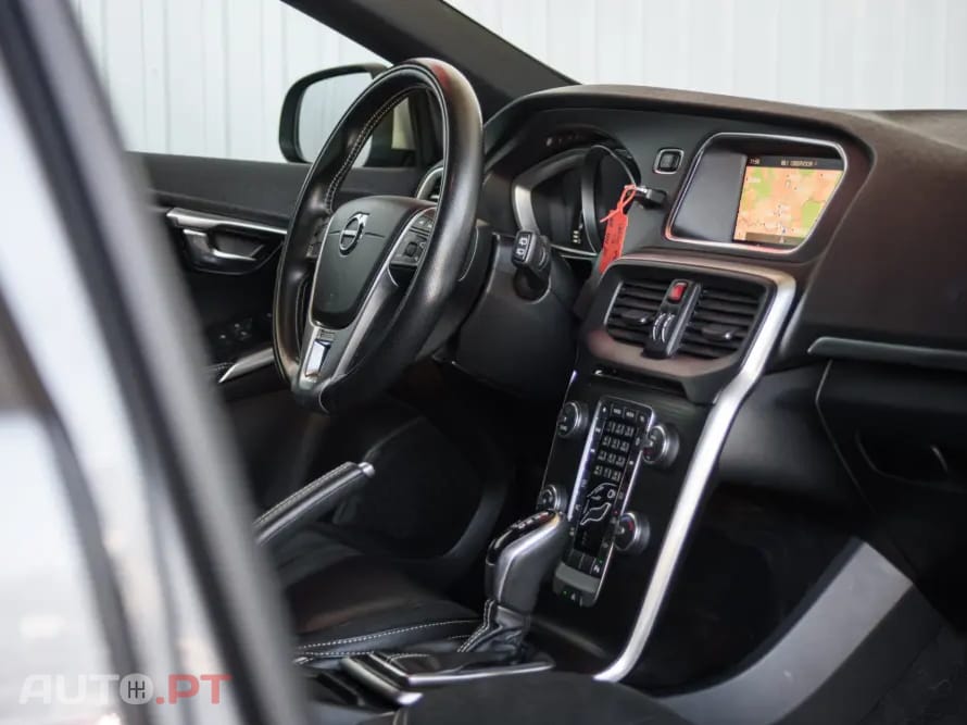Volvo V40 1.5 T3 Sport Edition R Geartronic