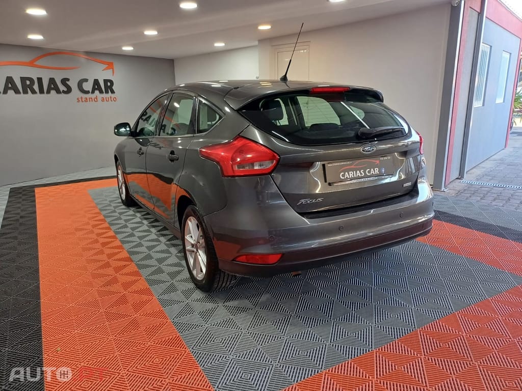 Ford Focus 1.0 SCTi Titanium