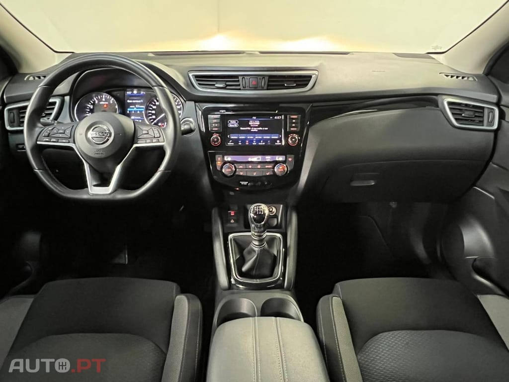 Nissan Qashqai 1.3 DIG-T 140CV mHEV 6MT N-Connecta