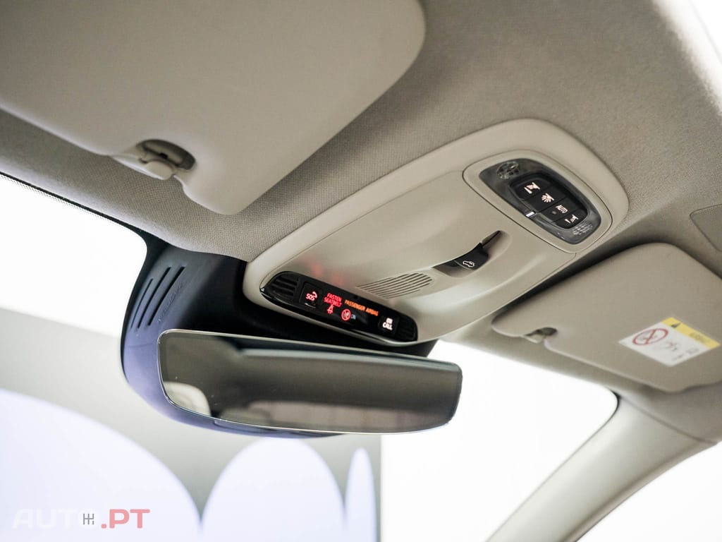 Volvo XC40 1.5 T5 PHEV R-Design