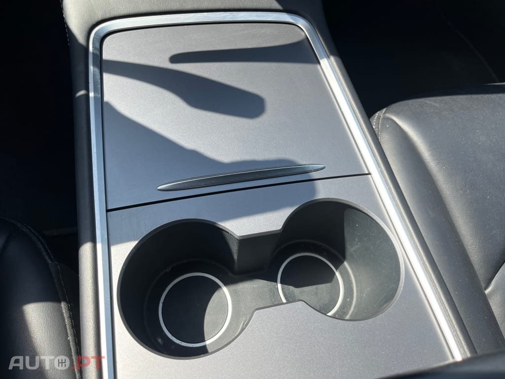 Tesla Model 3 Long Range AWD Dual Motor