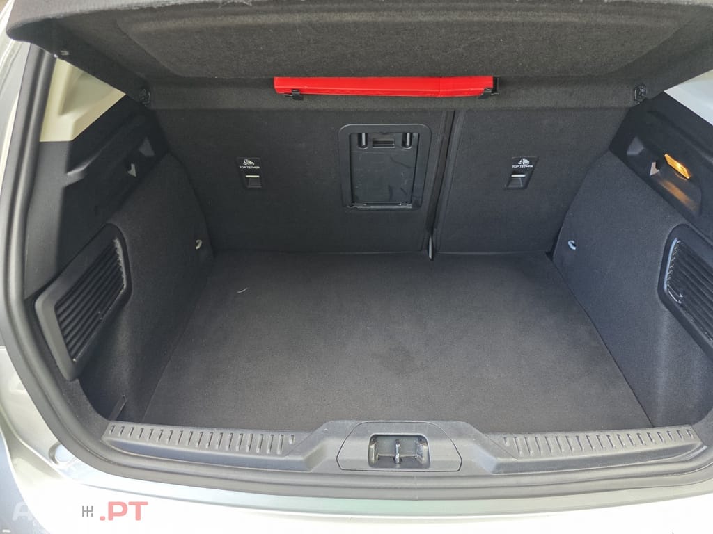 Ford Focus 1.0 EcoBoost MHEV Active X