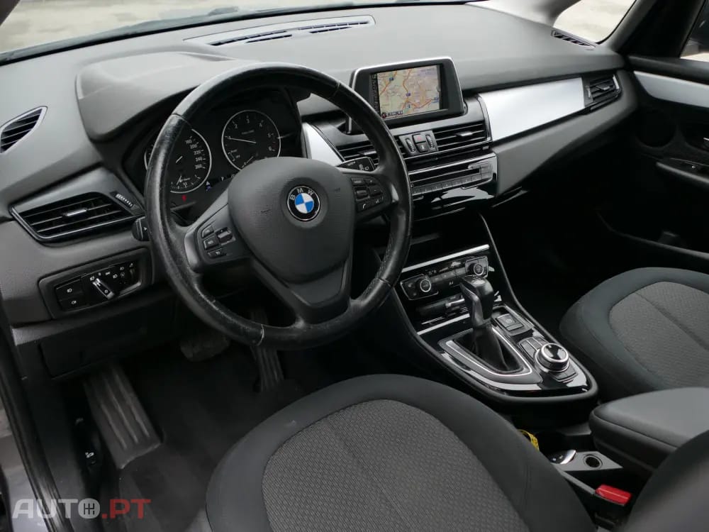 BMW 216 d Advantage Auto