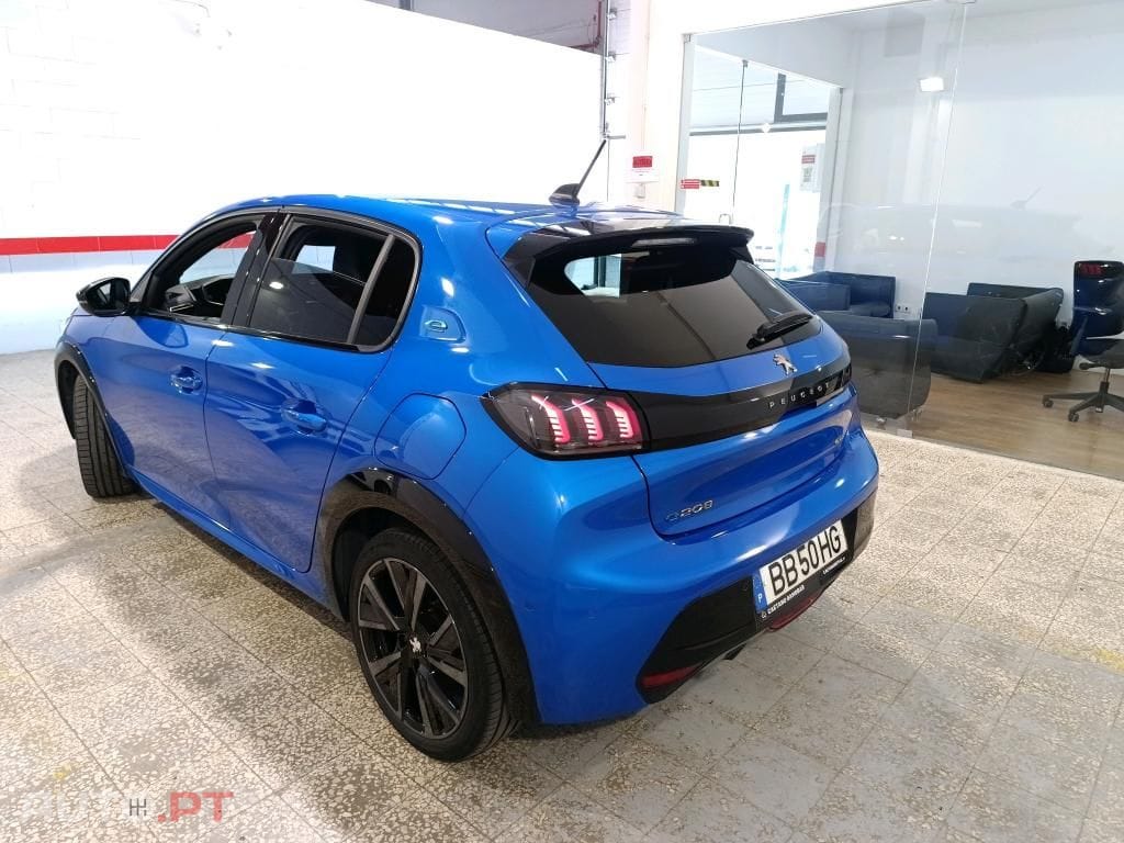 Peugeot E-208 50 kWh GT