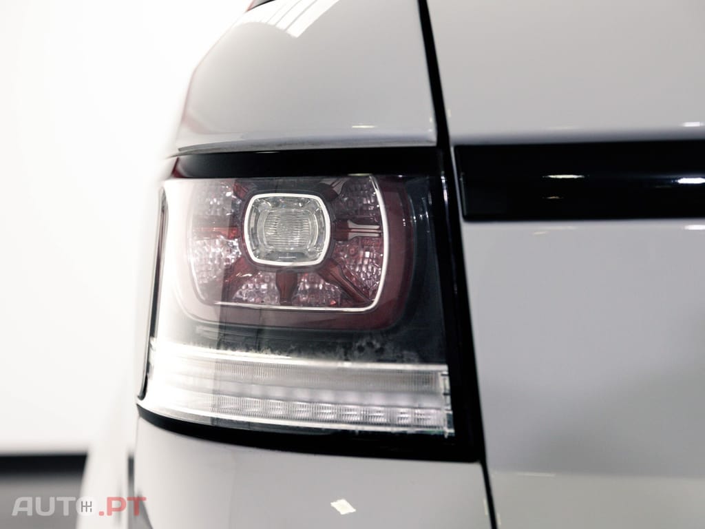 Land Rover Range Rover Sport 3.0 TDV6 HSE Dynamic