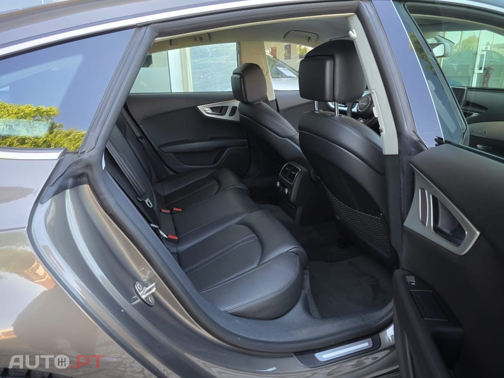 Audi A7 3.0 TDI V6 quattro S tronic