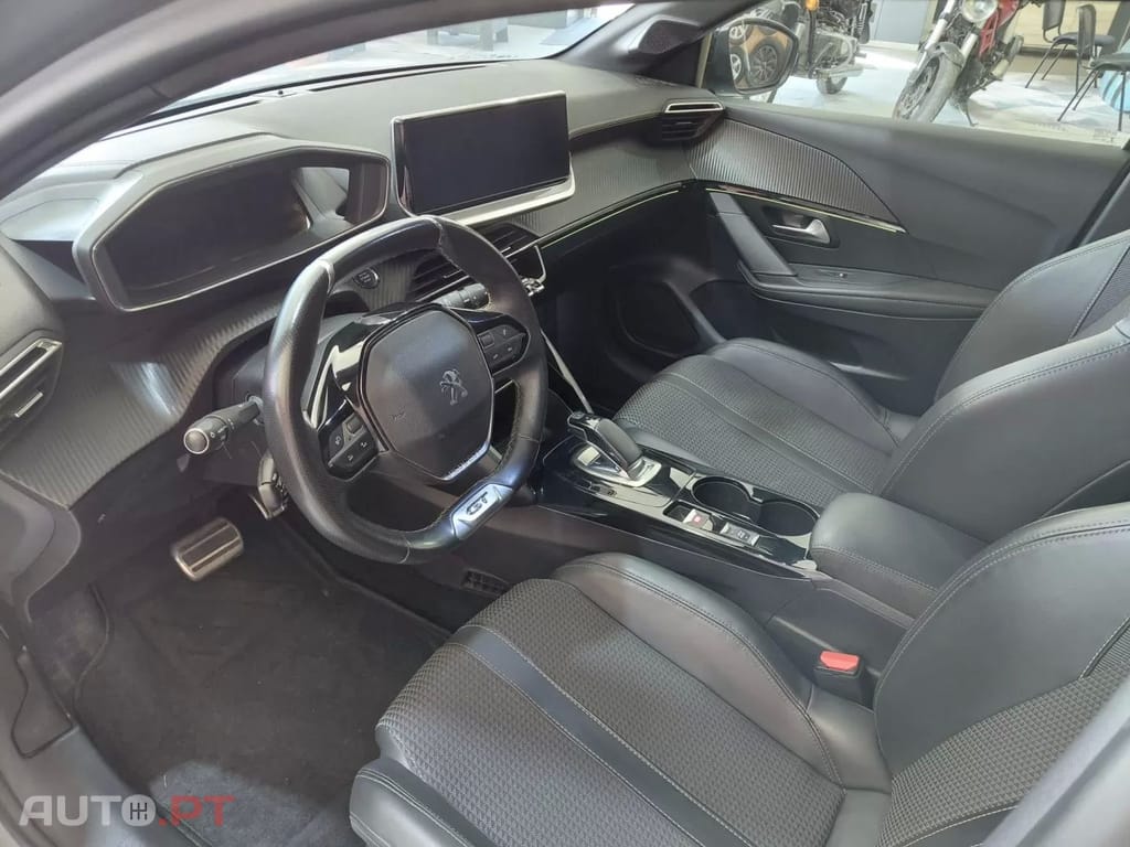 Peugeot E-208 50 kWh GT Line