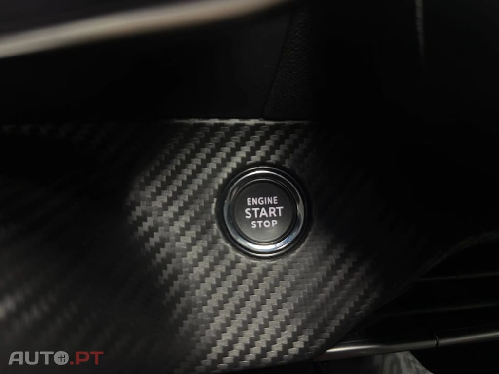 Peugeot 208 1.2 PureTech Allure EAT8