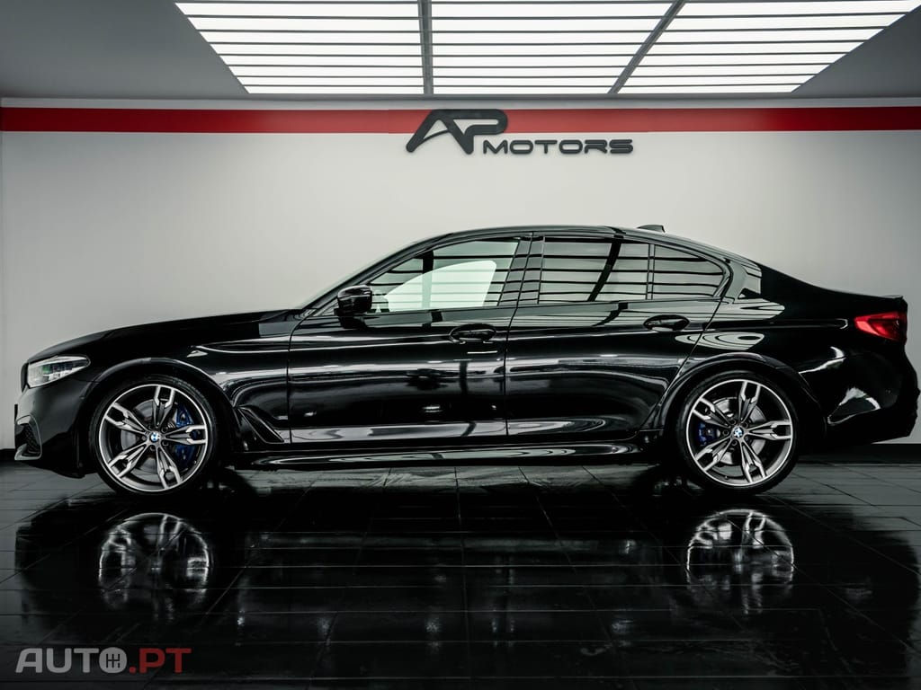 BMW M550 xDrive Auto