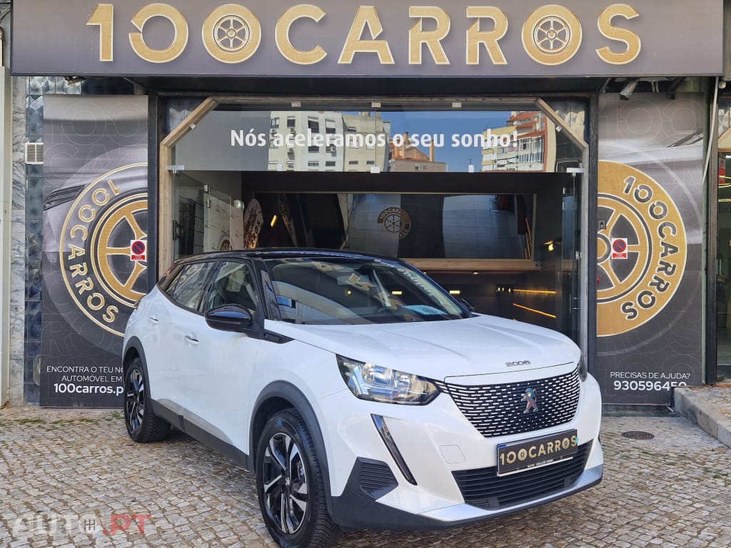 Peugeot E-2008 50 kWh Active Pack