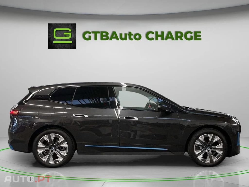BMW iX xDrive50