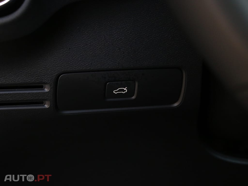 Volvo XC40 Recharge Core