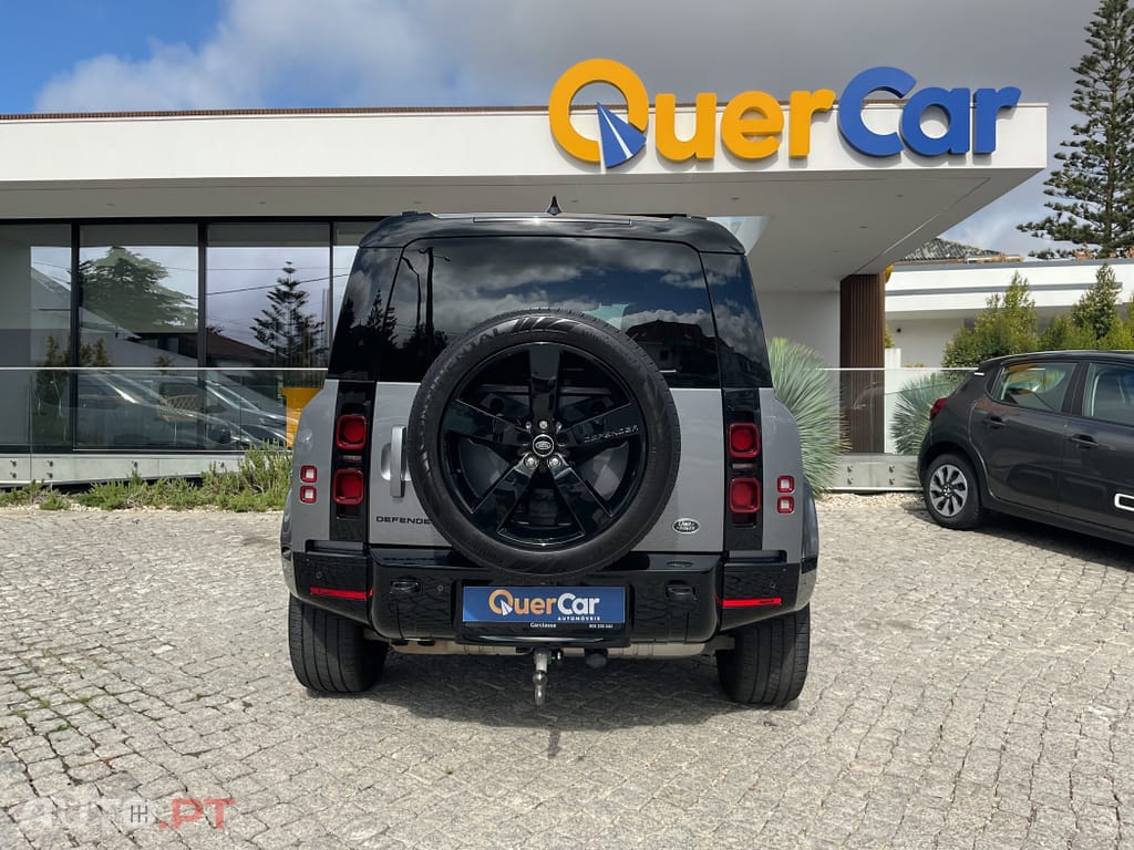 Land Rover Defender 3.0 D250 110 AWD X-Dynamic SE