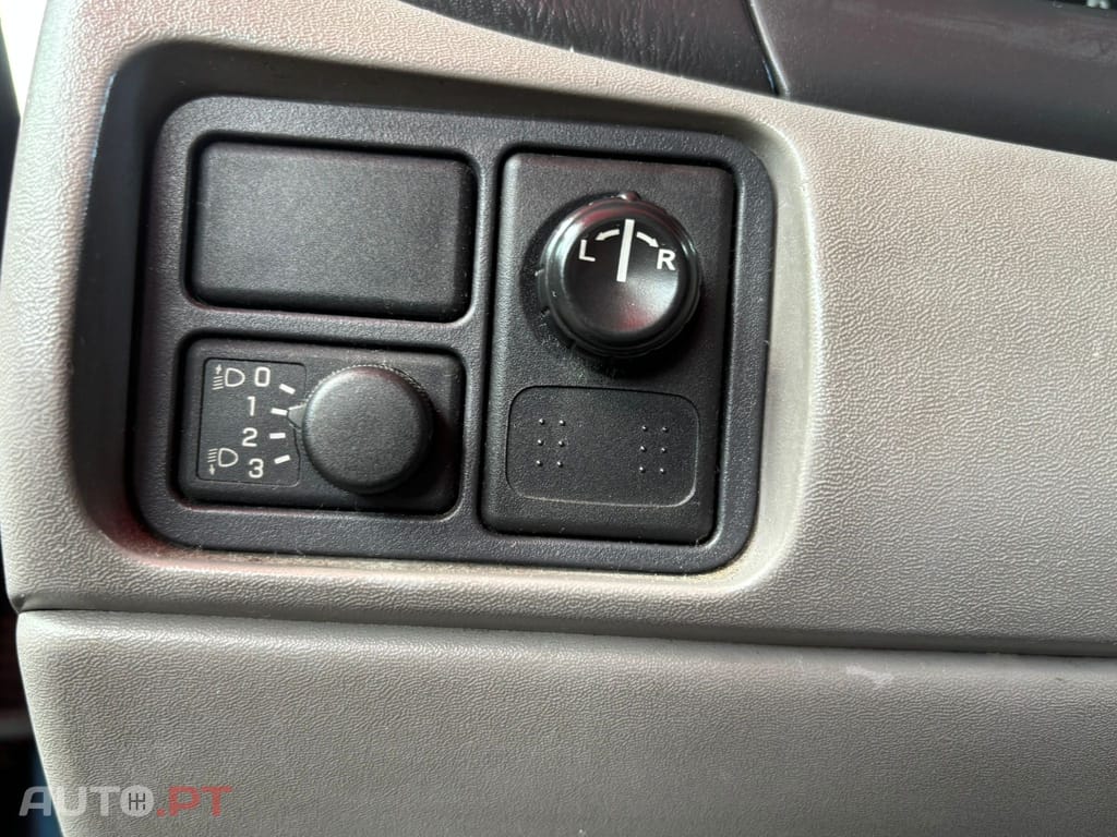 Nissan Almera 1.5 Comfort AC