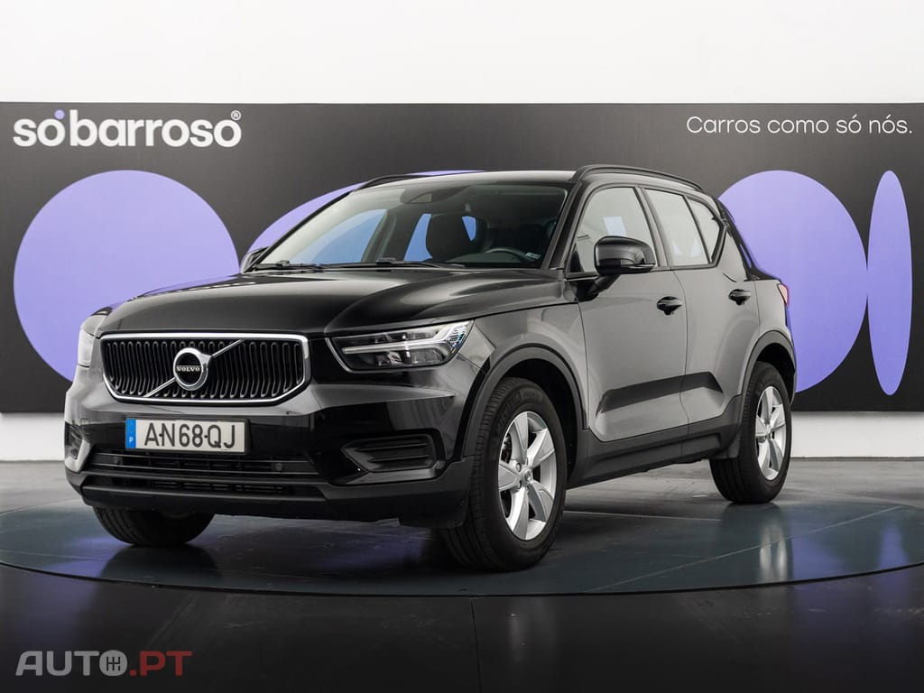 Volvo XC40 1.5 T2 Momentum Core