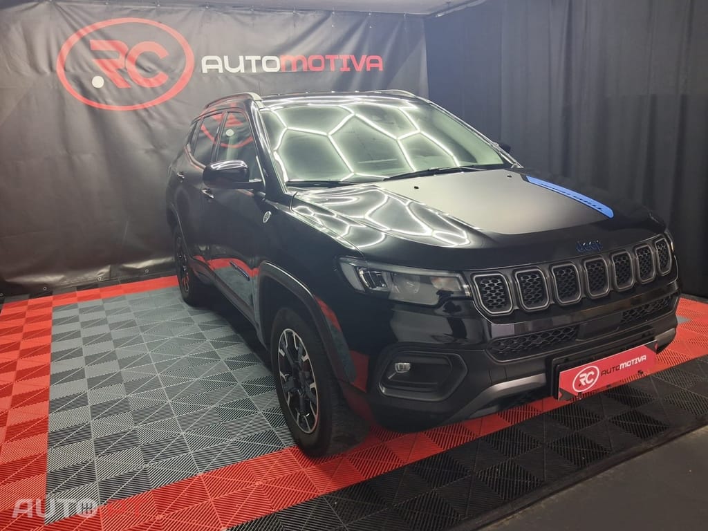 Jeep Compass 1.3 T4 Plug-In Hybrid Trailhawk