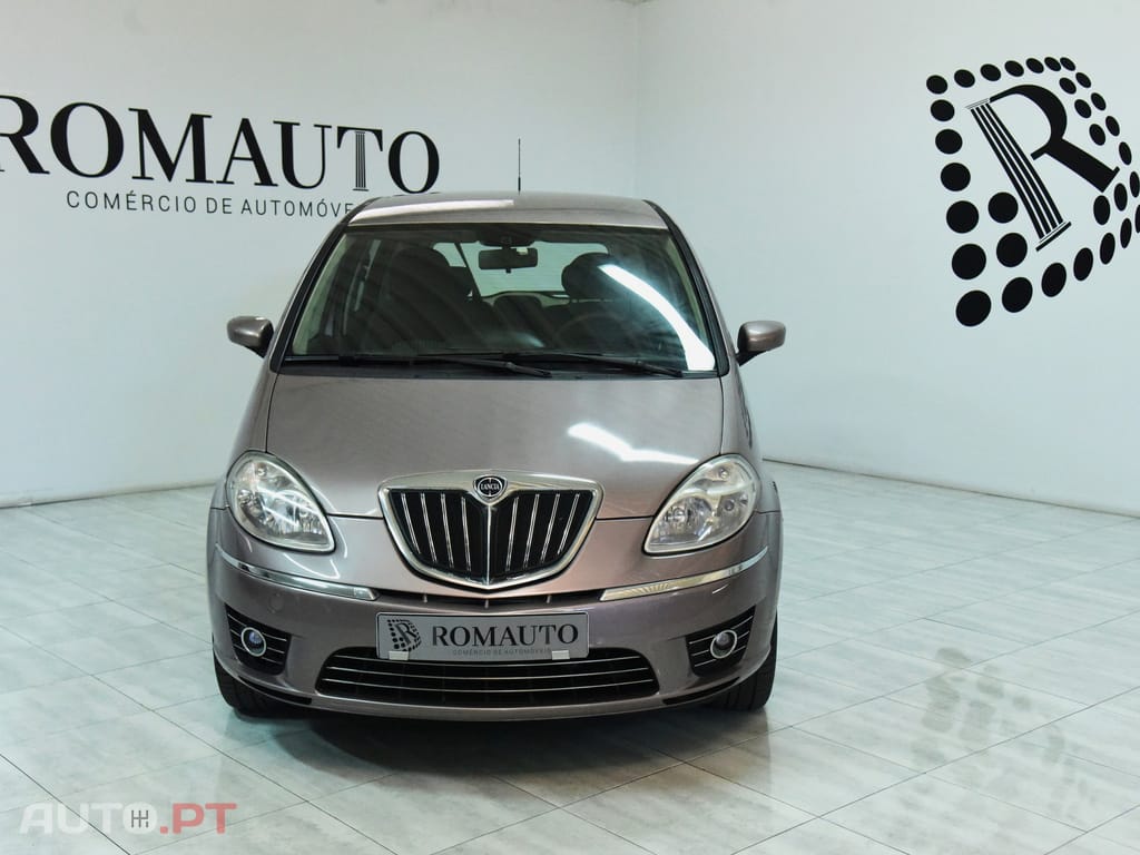 Lancia Musa 1.3 16V M-jet Platino DFN
