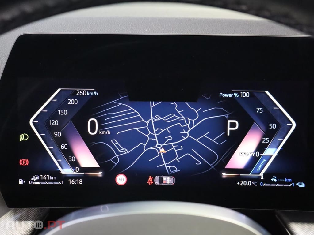 BMW 225 xe Auto
