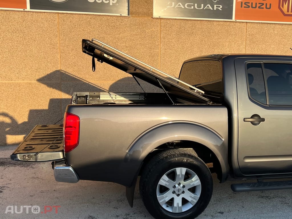 Nissan Navara 2.5 dCi CD Pilot Hi-Tech