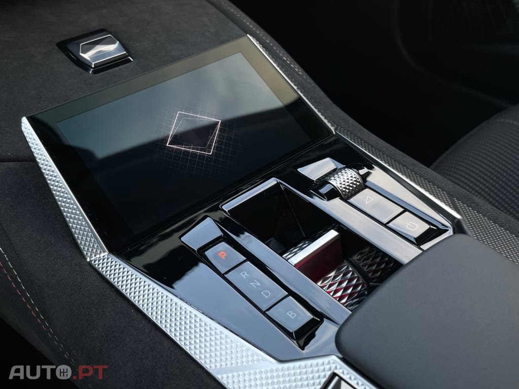 DS DS4 E-Tense Performance Line EAT8