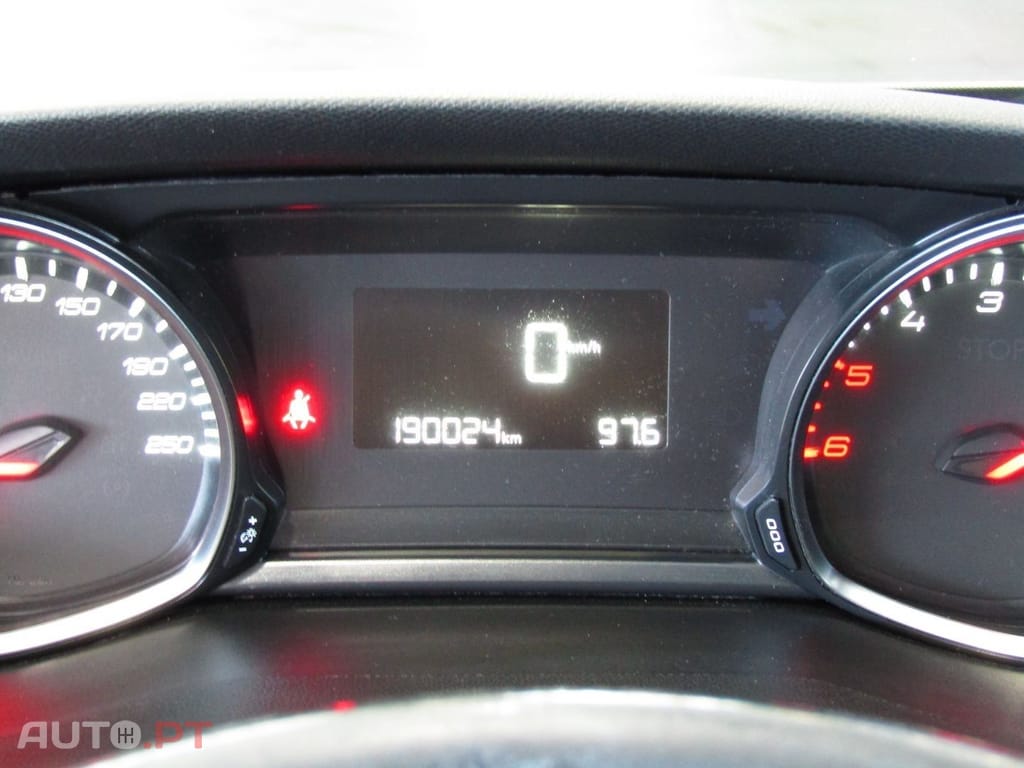 Peugeot 308 SW 1.6 BlueHDi Style