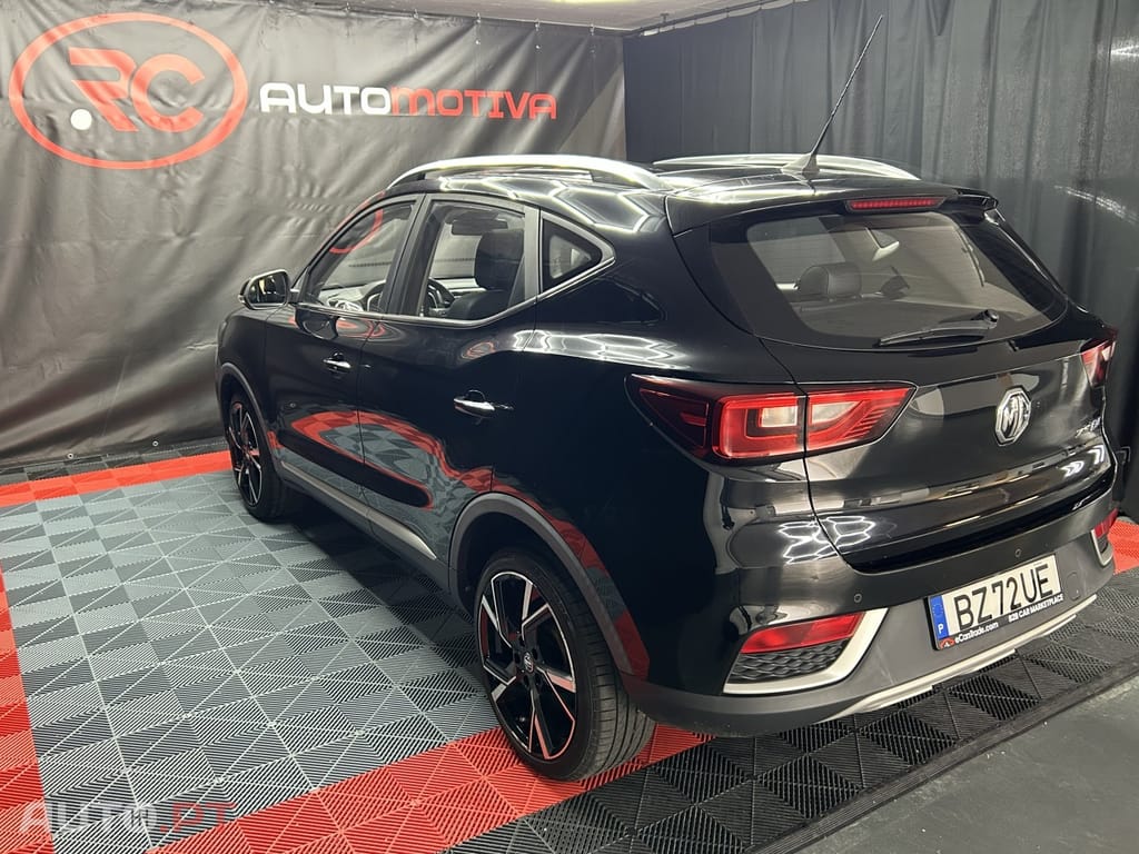 MG ZS EV 44.5 kWh Luxury