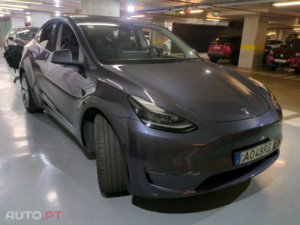 Tesla Model Y Long Range Tração Integral